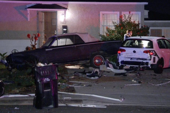 Ford Mustang pusztított