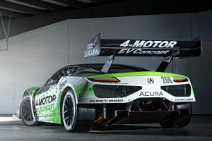 Négy motorral megy fel a hegyre a Honda