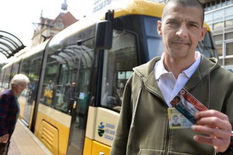 Szegeden is ingyen utazhatnak a mentősök