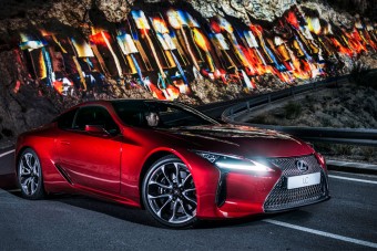 A Lexus megcsinálta minden idők reklámját?