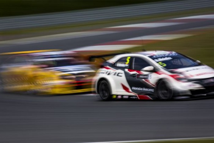 Michelisz megint odatette