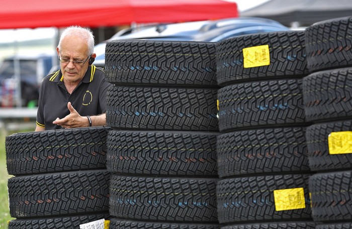 Tudod mi nyeri meg az autóversenyt? 7 | Vezess 1_KzCS4373