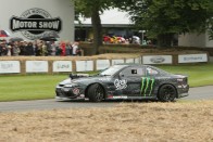 Goodwood: Angol bolondok  gyülekezete 382