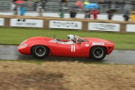 Goodwood: Angol bolondok  gyülekezete 394