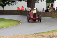 Goodwood: Angol bolondok  gyülekezete 426