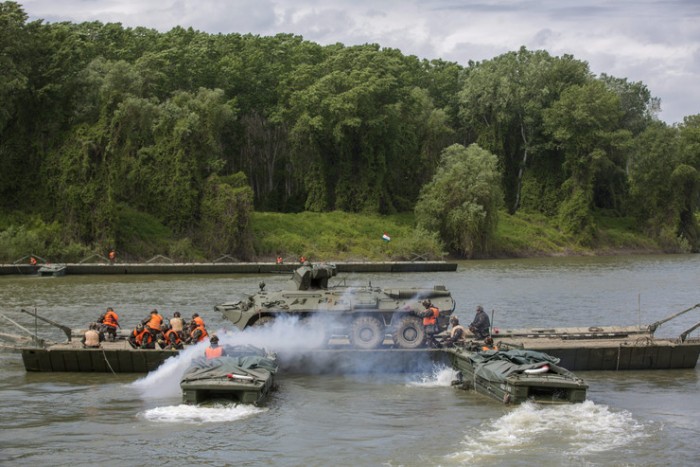 2faf854a133548ca826be9121ff07597