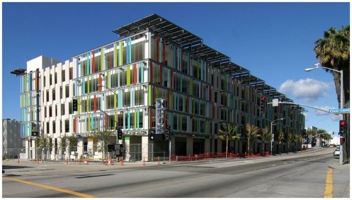 A világ legérdekesebb parkolóházai 17