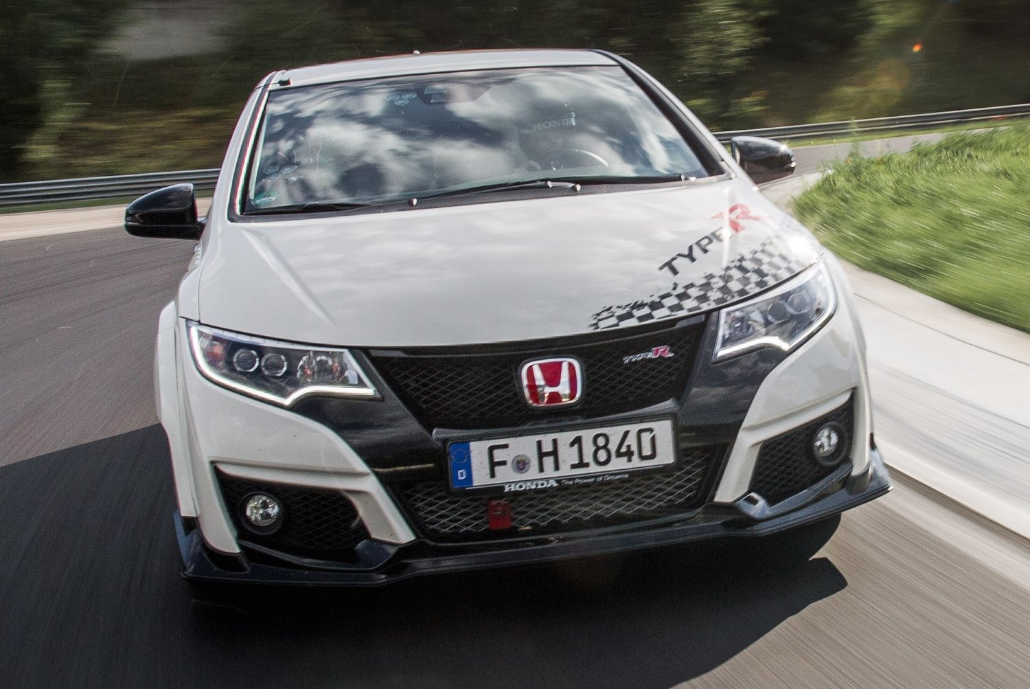 Utcai autóval ment pályarekordot Michelisz Norbi 4 Utcai autóval ment pályarekordot Michelisz Norbi 4