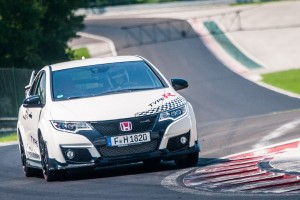 Utcai autóval ment pályarekordot Michelisz Norbi