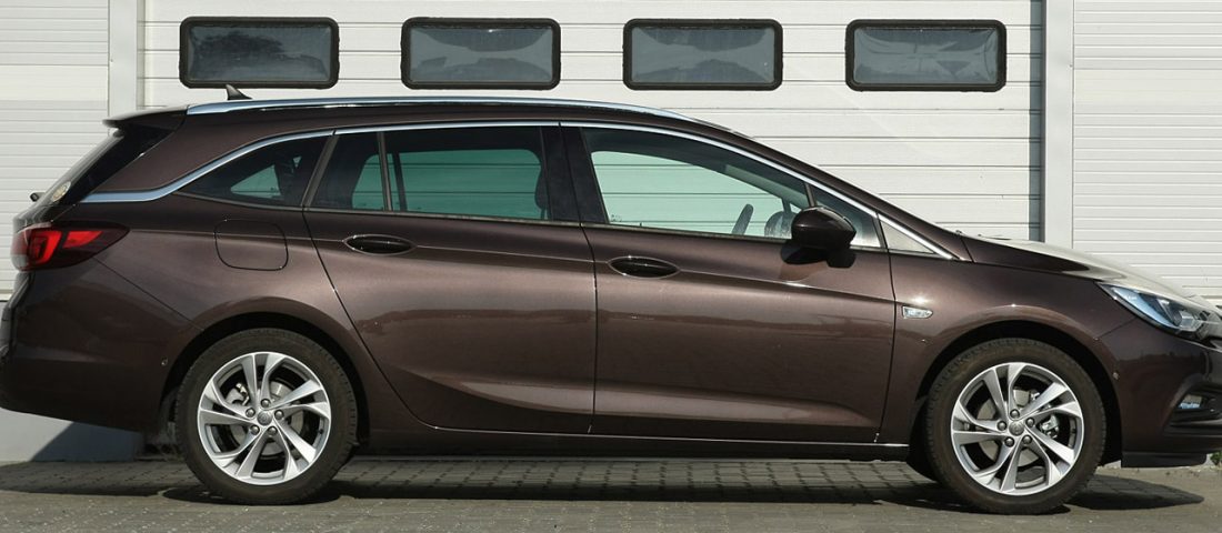 Astra kombi: Kényelmes, csendes családi Opel