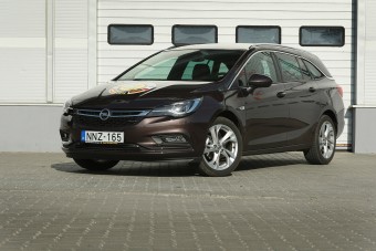 Astra kombi: Kényelmes, csendes családi Opel