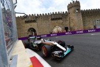F1: Hamiltonnak nincs ellenfele Bakuban 64