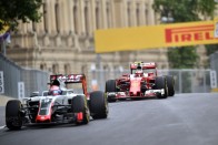 F1: Hamiltonnak nincs ellenfele Bakuban 63