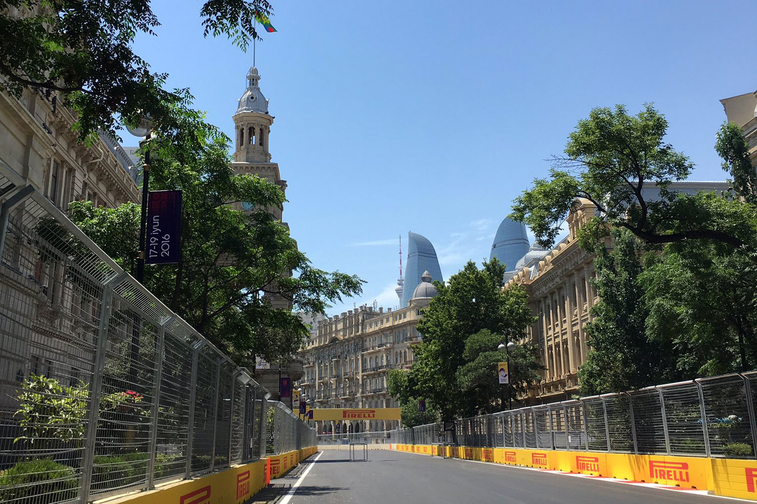 F1: Járd körbe az új utcai pályát! 14