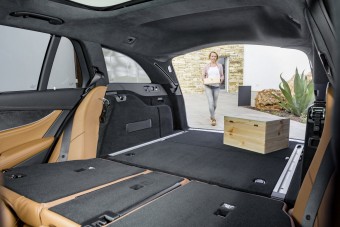 Maybach-kárpit és Euro-raklap