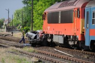 Megrázó fotókon a táborfalvi vasúti tragédia 12