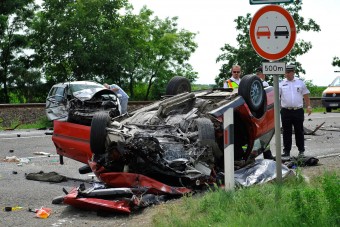 Megrázó fotókon a debreceni halálos baleset