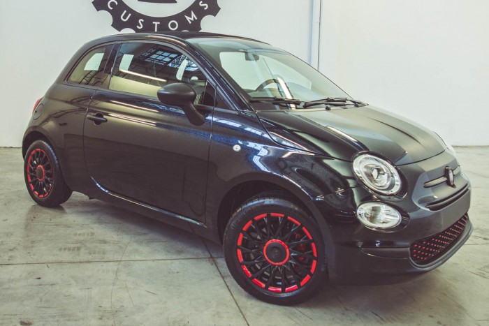 Divatpápának építettek Fiat 500-ast