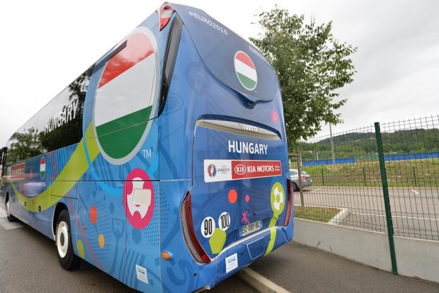 Bernd Storck elöl szeret ülni a válogatott buszában 4 | Vezess DSC_5701