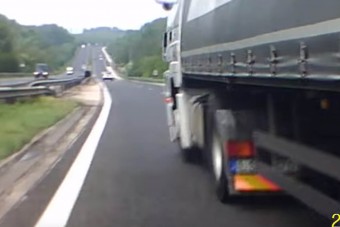 Tanulságos baleseti videó az M1-esről