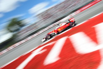 F1: Vettel a Mercik előtt akar lenni