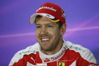 F1: Vettel világbajnoki gyűjteményt vásárolt