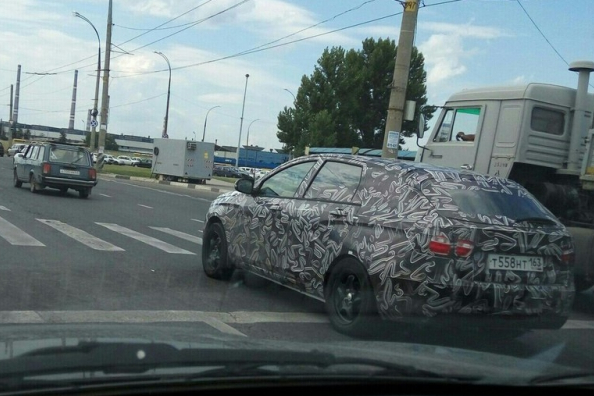 Jön az új Lada kombi! 1 | Vezess Lada-Vesta-Cross-spied