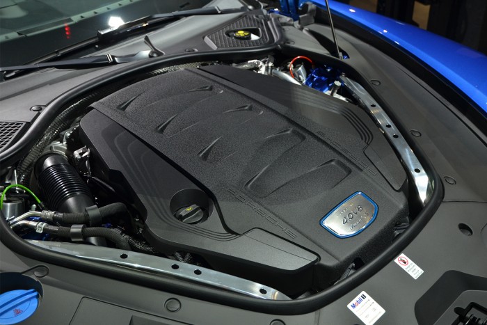 Végre a feneke is szép 7 motor