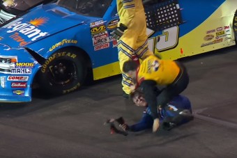 Élőben közvetítették a verseny utáni bunyót