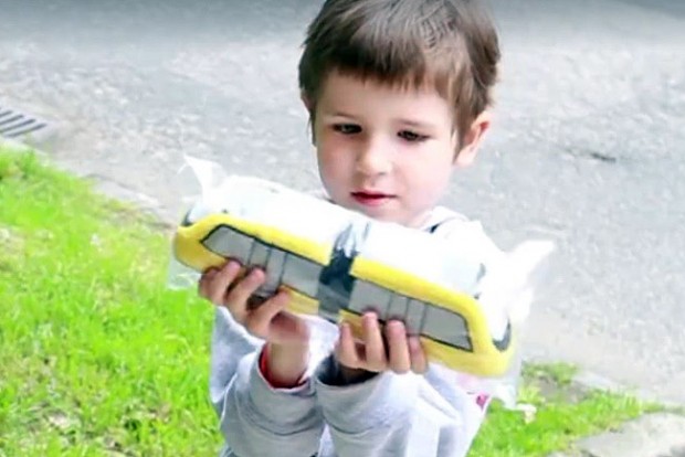 Marad a gyerekhang a 4-6-os villamoson