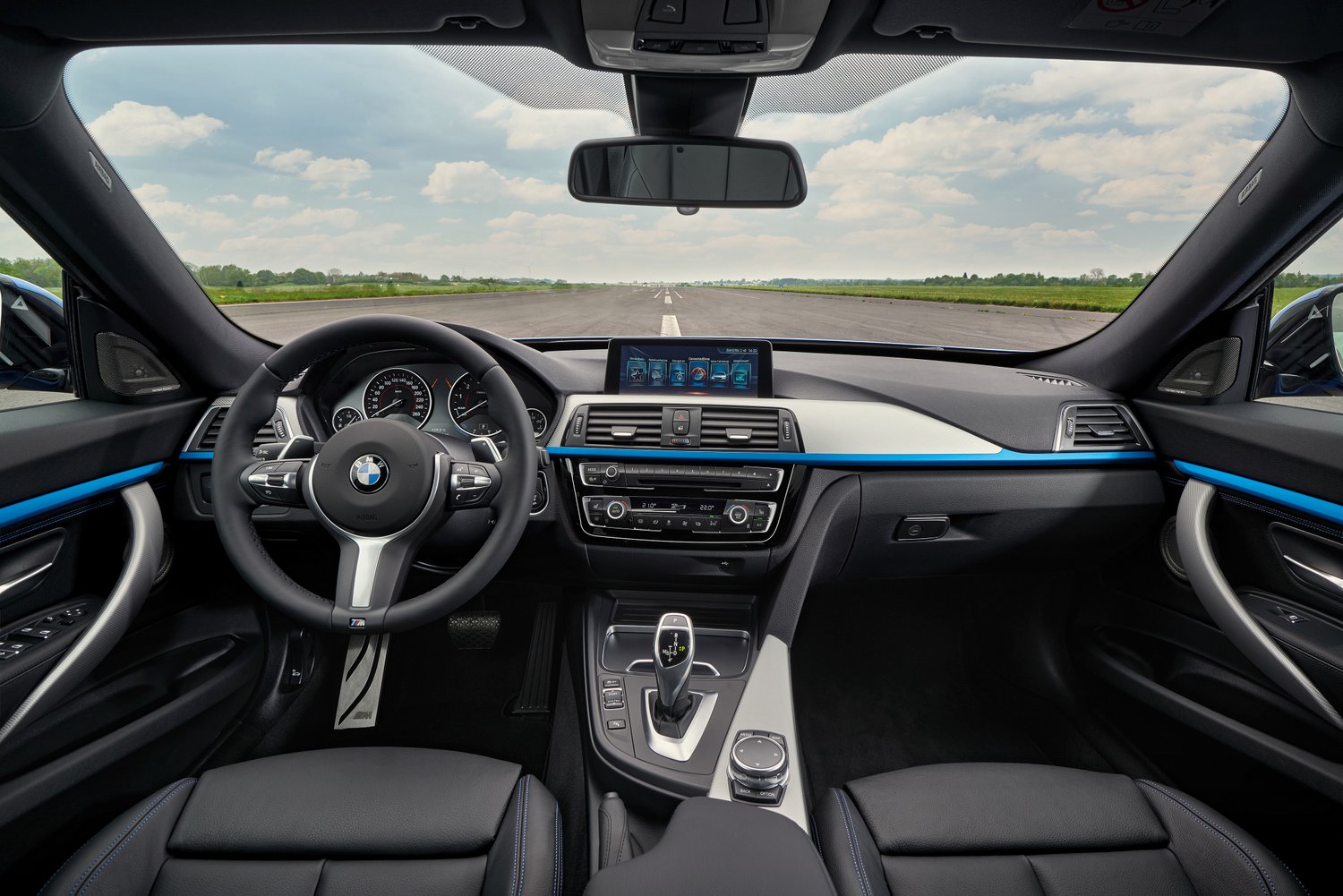 Huszonhárom képen az új BMW 3 GT M Sport 15