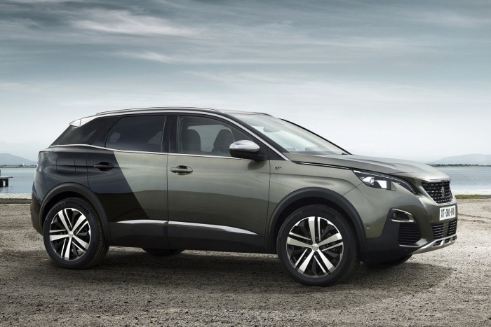 Dögösített családi autó