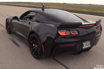 Tekerd fel a hangerőt, és engedj a dobhártyát szakító 1100 lóerős Corvette erejének