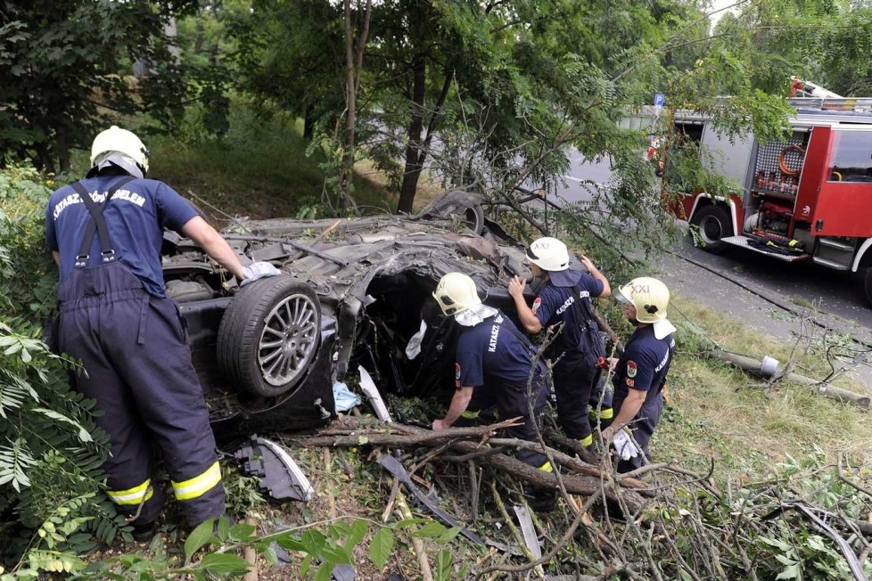 Megrázó fotókon a csepeli halálos baleset 1
