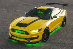 Repülőgépből épített sportkocsit a Ford