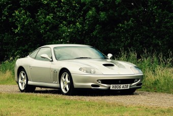 Eladó a legendás focista Ferrarija