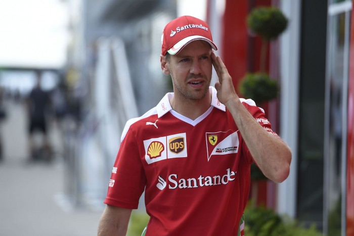 Vettel: Vicc a rádiós szarakodás