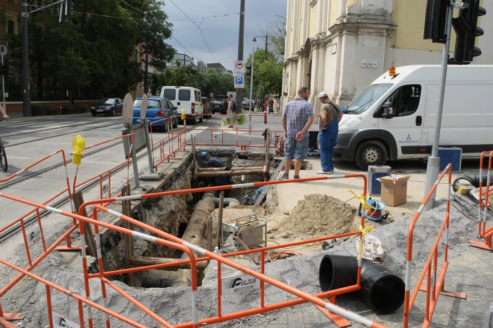 Szerdáig tart a káosz Budán 2 1DM36259