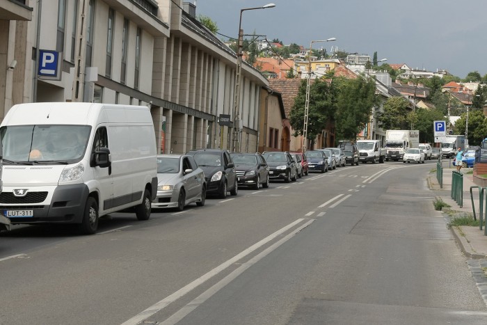 Szerdáig tart a káosz Budán 1 1DM36292