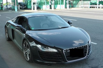 Ilyen autót is ritkán fognak a röszkei határon