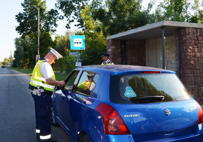 Rendőri razzia a Balatonnál