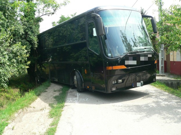 Buszt lopott Szentesen az ittas fiatal