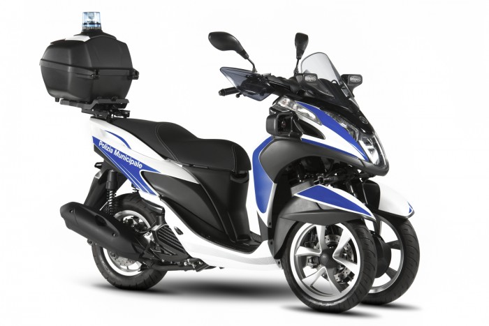 Három keréken nyomul az új zsarurobogó