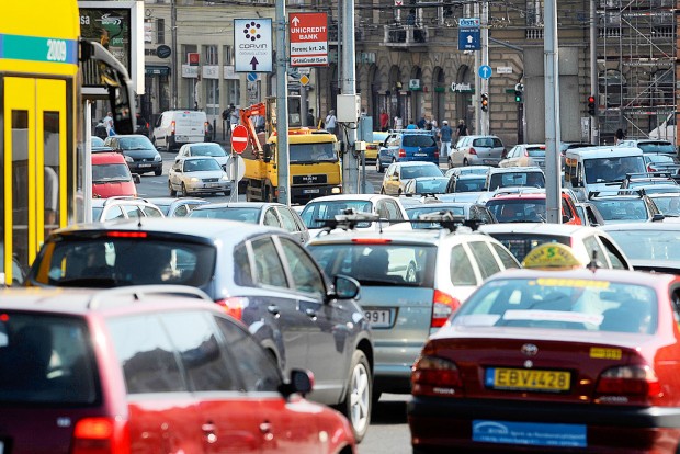 Ez a javaslat a dugódíj helyett