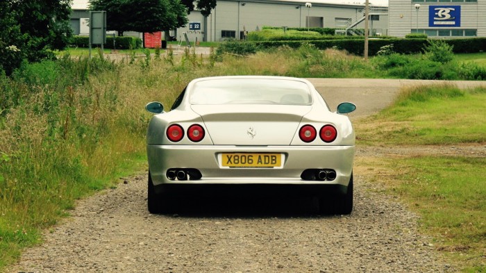 Eladó a legendás focista Ferrarija 3 | Vezess 4