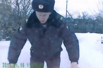 Merev részegen rántott fegyvert a rendőr