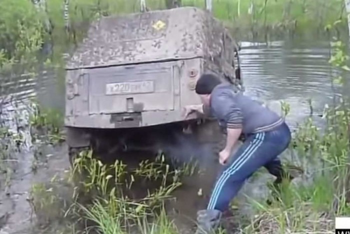 Átkelés egy tavon: így ne csináld!