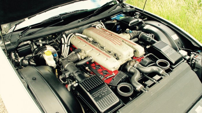 Eladó a legendás focista Ferrarija 6 | Vezess 9