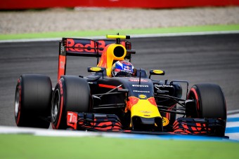 F1: A Red Bull úgy érzi, elkaphatja a Mercedest