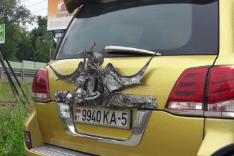 Sátáni szekér lett a terepjáró Toyotából